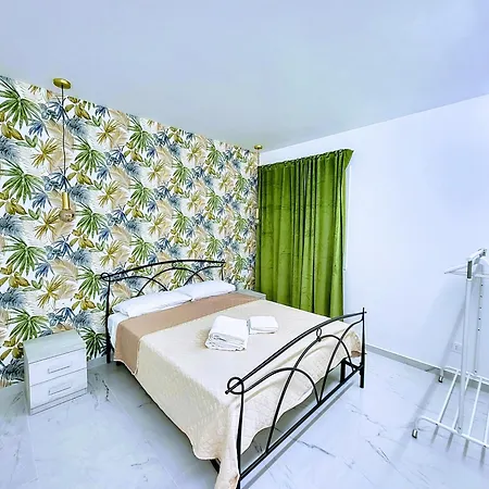 דירה Pearl With Sea Access & Shared Pool *