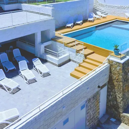 Pearl With Sea Access & Shared Pool Santa Flavia